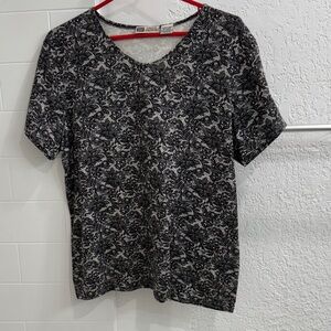 Faded Glory Monochrome Floral Women's Tee